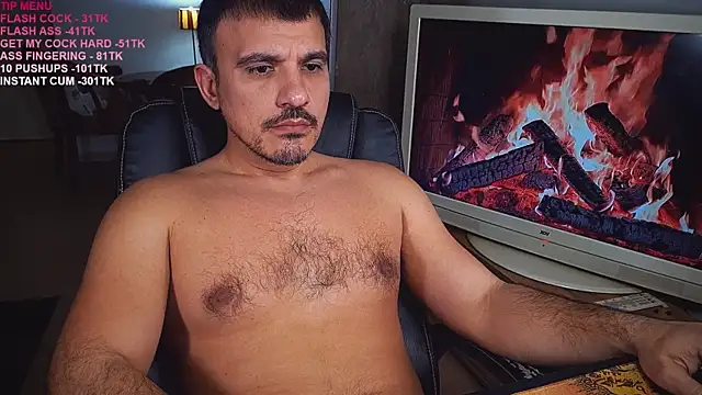 Snapshot of officeman7 chatting on 03.04.25 officeman7 online show from 03.04.25