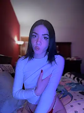 Snapshot of ShannonShanny chatting on 01.08.25 ShannonShanny online show from 01.08.25