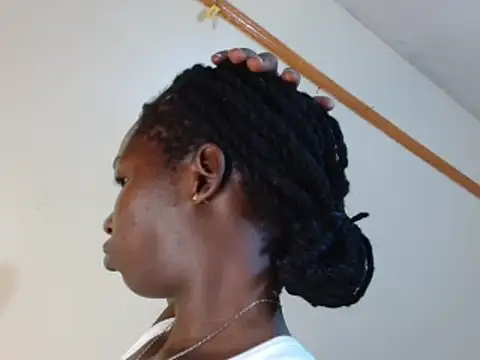 Kimberllie s online show from 02.13.25