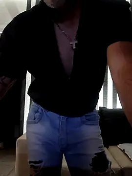 Snapshot of pretorianoo53 chatting on 10.05.25 pretorianoo53 online show from 10.05.25