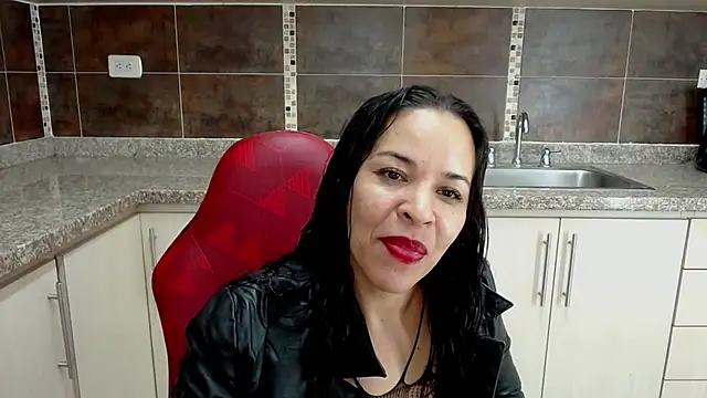 Snapshot of Lizeth_Bels chatting on 03.17.25 Lizeth Bels online show from 03.17.25