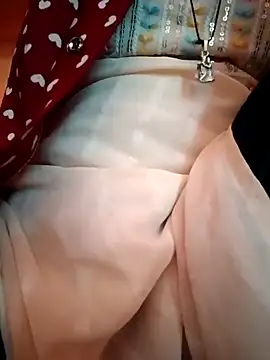 Snapshot of Mangla_Bhabhi chatting on 03.11.25 Mangla Bhabhi online show from 03.11.25