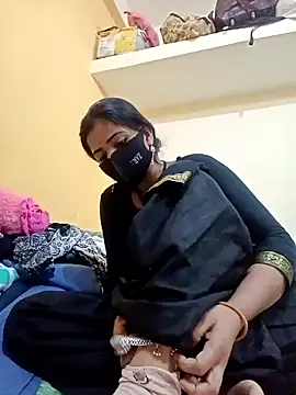 Snapshot of Mamta_Chaterjee chatting on 12.21.24 Mamta Chaterjee online show from 12.21.24