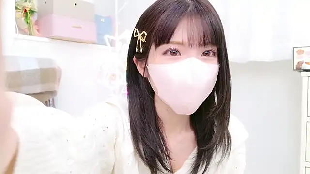 Snapshot of -minami- chatting on 01.16.25 -minami- online show from 01.16.25