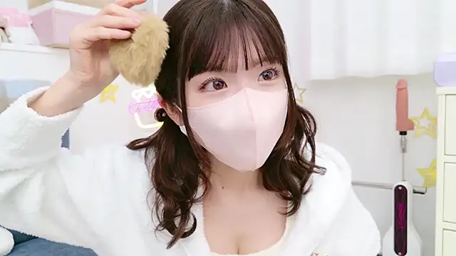 Snapshot of -minami- chatting on 01.29.25 -minami- online show from 01.29.25