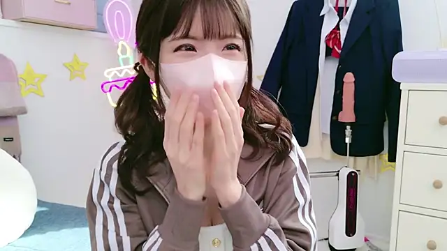 Snapshot of -minami- chatting on 02.02.25 -minami- online show from 02.02.25