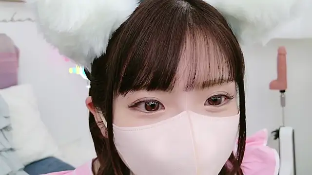 Snapshot of -minami- chatting on 03.03.25 -minami- online show from 03.03.25