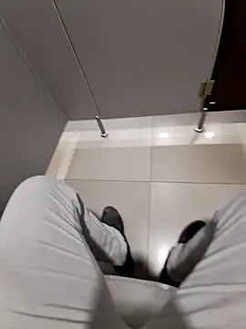 Snapshot of johny_69d@xh chatting on 12.09.24 johny 69dxh online show from 12.09.24