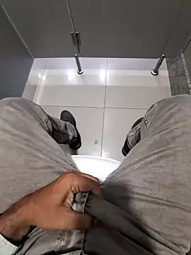 Snapshot of johny_69d@xh chatting on 01.08.25 johny 69dxh online show from 01.08.25