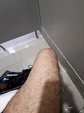 Snapshot of johny_69d@xh chatting on 02.26.25 johny 69dxh online show from 02.26.25