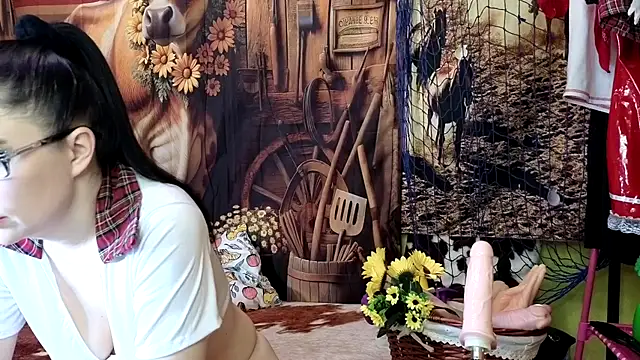 Snapshot of DashaHart chatting on 12.05.24 DashaHart online show from 12.05.24