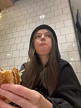 Snapshot of Jinna_milli chatting on 02.28.25 Jinna milli online show from 02.28.25