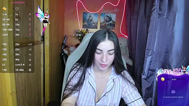 Snapshot of Fiery_Brunette_ chatting on 01.12.25 Fiery Brunette online show from 01.12.25