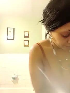 Snapshot of mariah2299 chatting on 01.26.25 mariah2299 online show from 01.26.25