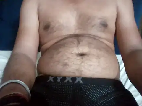 Snapshot of bigblacksnakes chatting on 09.19.25 bigblacksnakes online show from 09.19.25