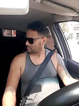 Snapshot of hecwil8 chatting on 09.29.25 hecwil8 online show from 09.29.25