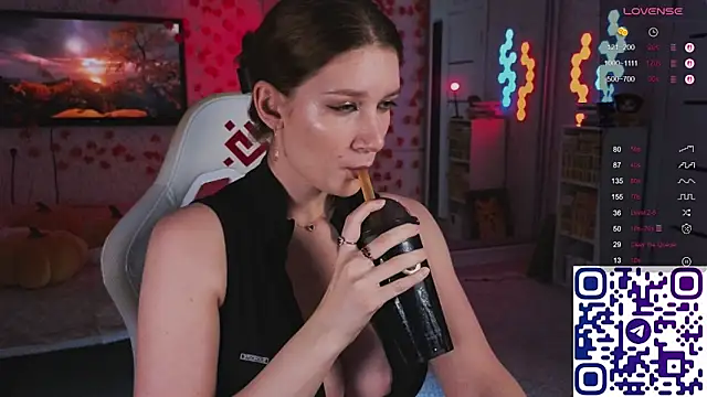 Snapshot of NataliaGonharova chatting on 09.23.25 NataliaGonharova online show from 09.23.25