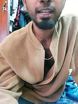 Snapshot of Csndy chatting on 10.04.25 Csndy online show from 10.04.25