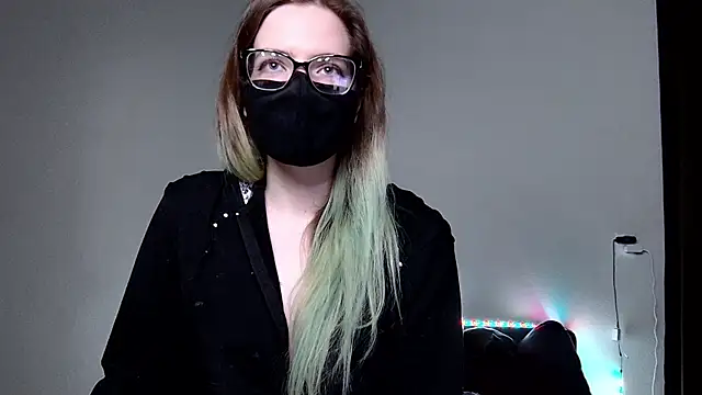 Snapshot of amber_candyfloss chatting on 12.12.24 amber candyfloss online show from 12.12.24