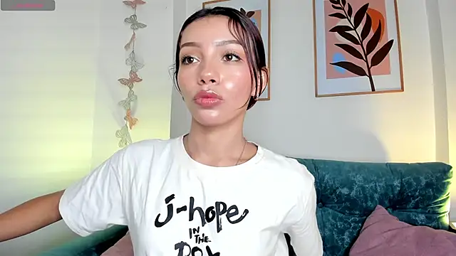 Snapshot of amysc chatting on 03.01.25 amysc online show from 03.01.25
