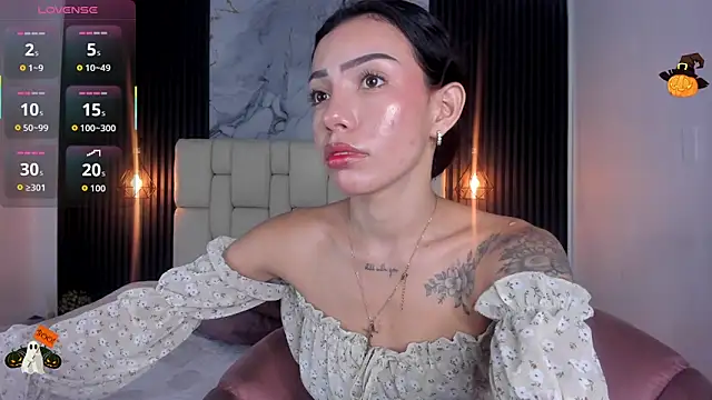 Snapshot of amysc chatting on 10.20.25 amysc online show from 10.20.25