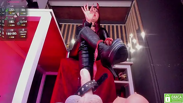 Snapshot of shaaroon_gold chatting on 01.15.25 shaaroon gold online show from 01.15.25