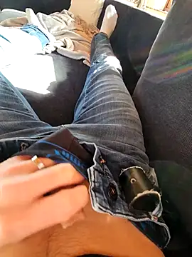 Snapshot of Nakeddriver1and-Wife chatting on 02.27.25 Nakeddriver1and-Wife online show from 02.27.25