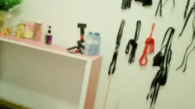 Snapshot of KikiBBW chatting on 02.20.25 KikiBBW online show from 02.20.25