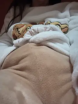 Snapshot of rossana99_ chatting on 03.16.25 rossana99  online show from 03.16.25