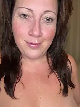 Snapshot of xsexycurvymilf chatting on 12.05.24 xsexycurvymilf online show from 12.05.24