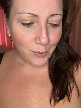 Snapshot of xsexycurvymilf chatting on 01.13.25 xsexycurvymilf online show from 01.13.25