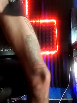 Snapshot of Themadhatter90 chatting on 01.12.25 Themadhatter90 online show from 01.12.25