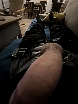 Snapshot of MarkBigDick35 chatting on 12.16.24 MarkBigDick35 online show from 12.16.24