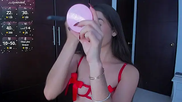 Snapshot of Coralinee_01 chatting on 02.08.25 Coralinee 01 online show from 02.08.25