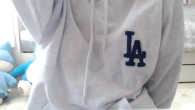 Snapshot of xxAIxx chatting on 02.21.25 xxAIxx online show from 02.21.25