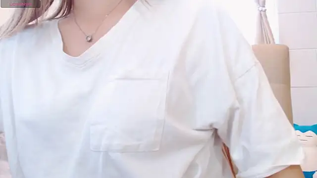 Snapshot of xxAIxx chatting on 10.07.25 xxAIxx online show from 10.07.25