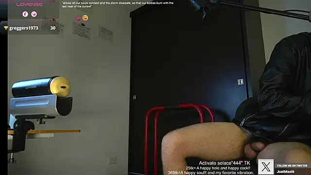 Snapshot of just_maxii chatting on 03.03.25 just maxii online show from 03.03.25