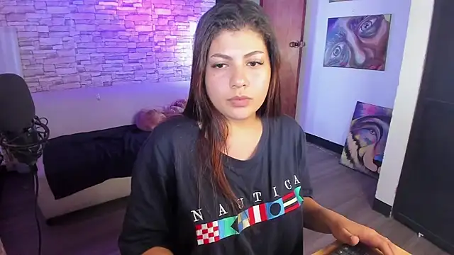 Snapshot of Luci_Amore chatting on 03.07.25 Luci Amore online show from 03.07.25