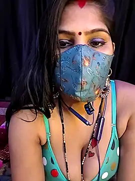 Snapshot of MUMTAJ_1 chatting on 12.28.24 MUMTAJ 1 online show from 12.28.24