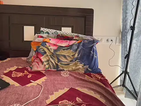 Snapshot of lovbombayduck11 chatting on 02.18.25 lovbombayduck11 online show from 02.18.25