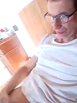 Snapshot of Anastasio33 chatting on 01.12.25 Anastasio33 online show from 01.12.25