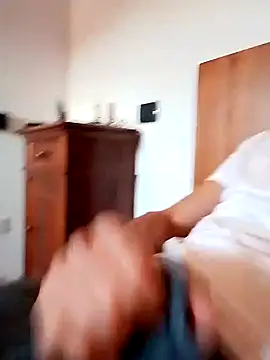 Snapshot of Anastasio33 chatting on 10.11.25 Anastasio33 online show from 10.11.25