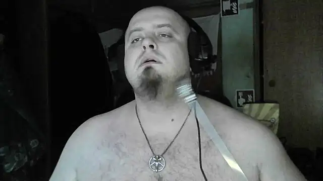 Snapshot of perversalus chatting on 02.02.25 perversalus online show from 02.02.25