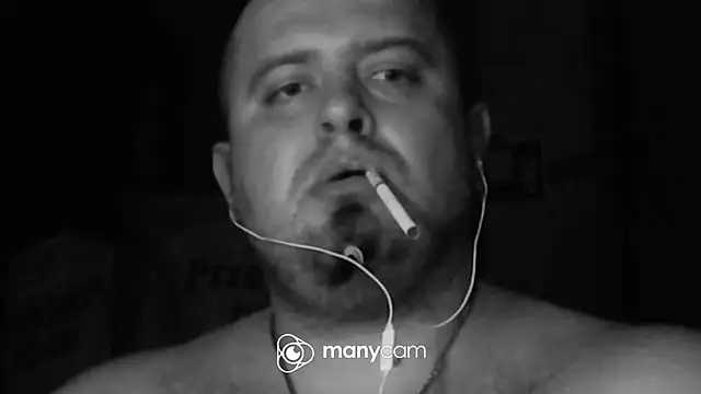 Snapshot of perversalus chatting on 02.08.25 perversalus online show from 02.08.25