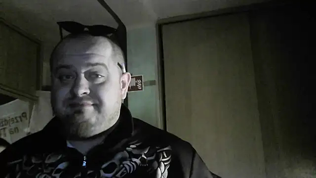 Snapshot of perversalus chatting on 02.09.25 perversalus online show from 02.09.25