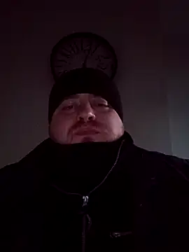 Snapshot of perversalus chatting on 02.21.25 perversalus online show from 02.21.25