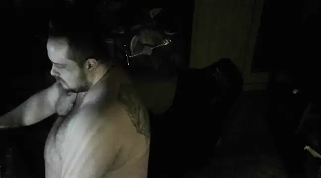 Snapshot of perversalus chatting on 03.17.25 perversalus online show from 03.17.25