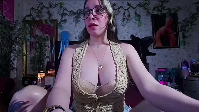 Elizabeth77  online show from 10.09.25