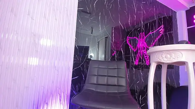 Snapshot of Mell_Saenz chatting on 02.03.25 Mell Saenz online show from 02.03.25