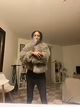 Snapshot of tamarabigass1 chatting on 02.02.25 tamarabigass1 online show from 02.02.25